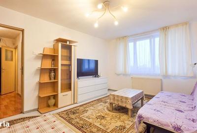 Apartament cu 4 camere decomandat în Central