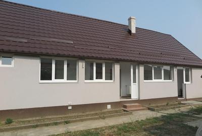 Casa - Vladimirescu, pe soseaua principala - 7