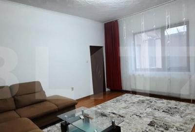 Casa de vanzare, curte comuna, 100 mp, zona Titulescu - 2