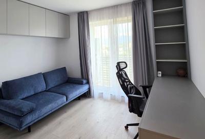 Apartament cu 3 camere decomandat, mobilat în Tractorul - 10