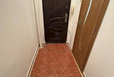 Apartament cu 2 camere semidecomandat în Decebal