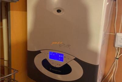 Apartament 4 camere , zona centrala - Inspectoratul Scolar , - 8