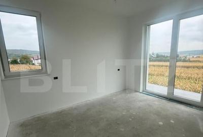 Casa superba, 5 camere, 126 mp, 6 ari teren, zona Patrauti - 7