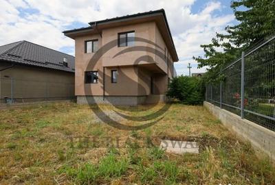 Casă cu 5 camere cu Canalizare în Strejnicu - 14