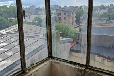 Vanzare apartament 2 camere, zona Decebal - Mihai Bravu - 3