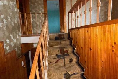 Apartament cu 4 camere în Central - 1