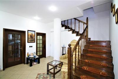 Casă individuală cu 6 camere cu Canalizare în Parcul Carol - 23