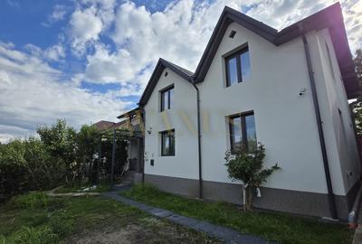 Casă individuală cu 7 camere cu Canalizare în Dâmbul Rotund - 13