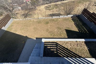 Casă cu 4 camere cu Teren 500 Mp în Feleacu