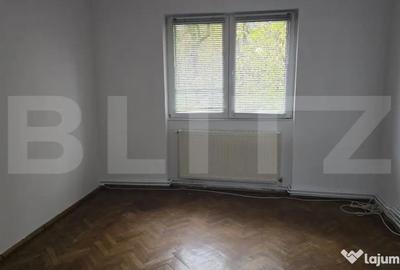 Apartament cu 3 camere decomandat în Micro 15 - 2