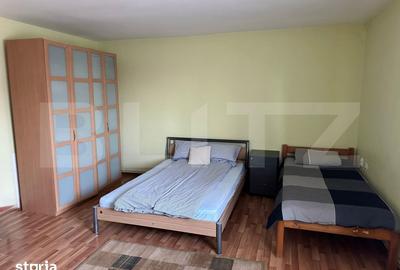 Casă cu 5 camere cu Teren 700 Mp în Micești