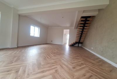 Duplex cu 5 camere cu Canalizare în Dumbrăvița - 7