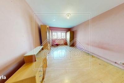 Apartament cu 2 camere decomandat în Ștrand - 11