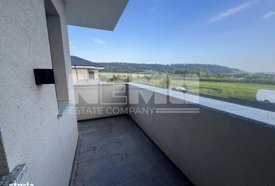 Casă cu 4 camere cu Teren 350 Mp în Mitocu Dragomirnei - 1