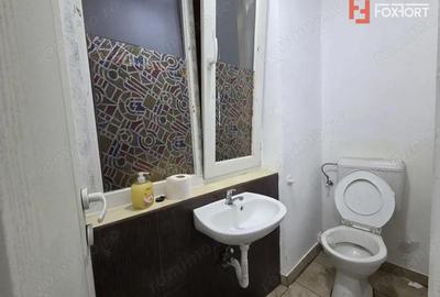 Spatiu comercial de vanzare ultracentral, cu expunere stradala generoasa - 1