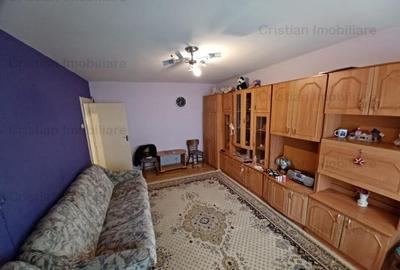 Apartament 3 camere, zona Buzaului etaj 2,stradal - 3