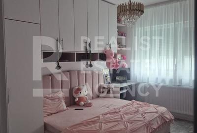 Apartament cu 3 camere, mobilat în Roșu - 6