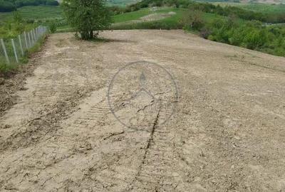 Teren de 3800 mp, în Central - 2