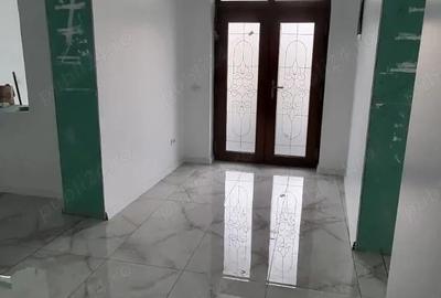 Spațiu comercial, de 250 mp, în Central - 5