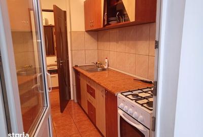 Apartament cu 2 camere decomandat în Astra