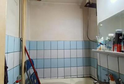 Apartament cu 3 camere semidecomandat în Vest - 2