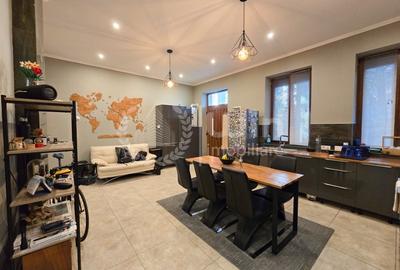Apartament cu 3 camere semidecomandat, mobilat în Semicentral - 1