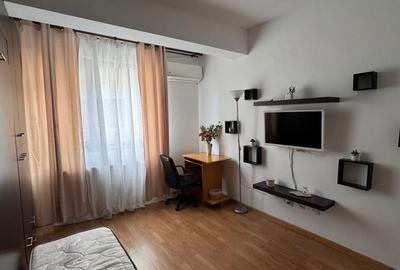 Garsonieră decomandată în Central - 4