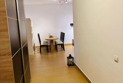 Bloc 2009 vizavi de metrou, ap. cu centrală proprie, mobilat și utilat - 12