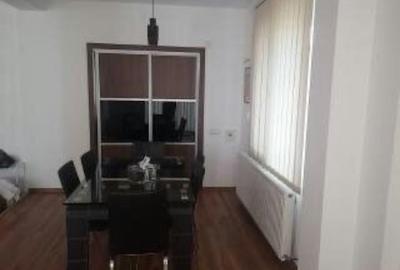 Casa de inchiriat cu 5 camere in Ovidiu, recent renovata - 1