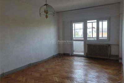 Apartament 3 cam decomandat zona F-uri Dunarii - 1