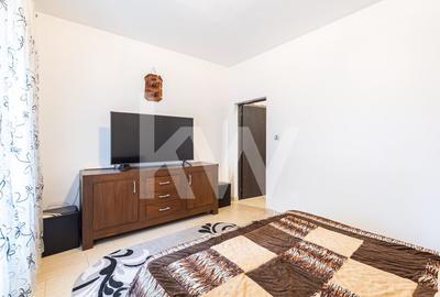 Apartament spatios, curte proprie, parcare inclusa, disponibil imediat - 4