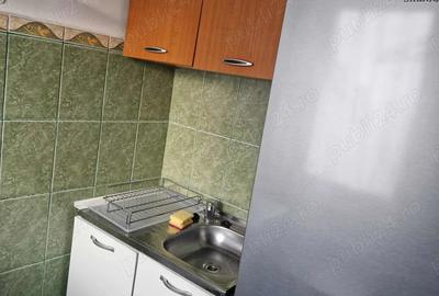 Proprietar, inchiriez apartament 1 camera, zona Cerna, et 1 Proprietar, inchiriez apartament 1 camera, zona Cerna, et 1 - 2