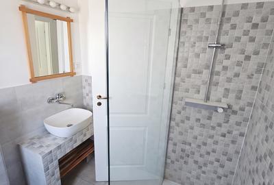 Casă individuală cu 4 camere cu Canalizare în Tunari - 13