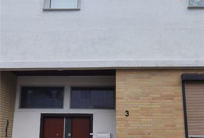 Casă cu 6 camere cu Teren 2000 Mp în Central - 4
