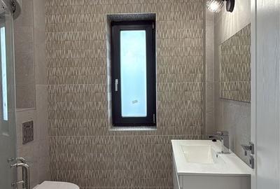 Spațiu comercial, de 77 mp, în Central - 5