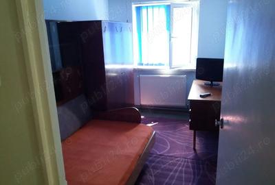 Apartament cu 3 camere decomandat în Central - 1