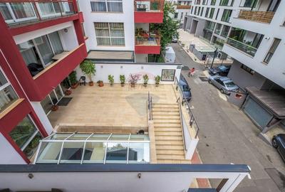 Apartament cu 4 camere semidecomandat, mobilat în Șoseaua Nordului - 35