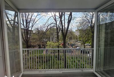 Apartament cu 3 camere decomandat în Drumul Taberei - 11