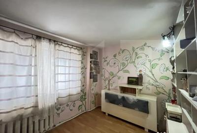 Apartament cu 4 camere decomandat în Central - 2