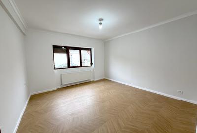 Complex rezidential 4 apartamente cu 3 cam zona centrala investitie, locuit - 5