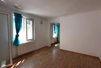 Eminescu, Tunari, imobil singur curte, comision 0 - 7