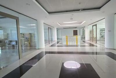 Spațiu comercial, de 3,500 mp, în Unirii - 5