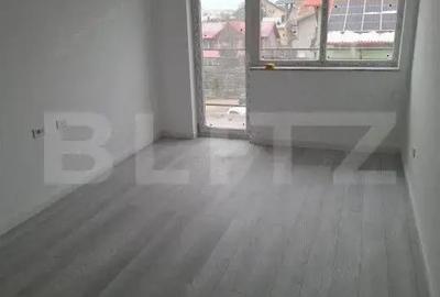 Apartament cu 3 camere decomandat în Ipotești - 8