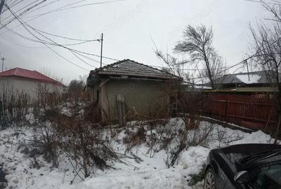 Teren de 1700 mp, în Central - 3