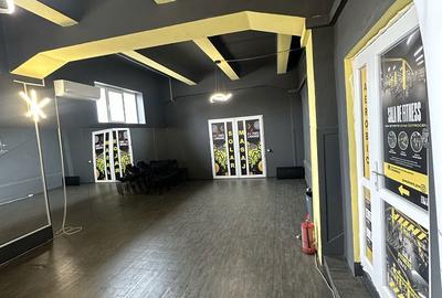 Spațiu comercial, de 70 mp, în Central - 2