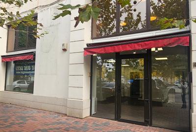 Intrare stradala, parter si mezanin, ideal birouri sau showroom+birouri - 1