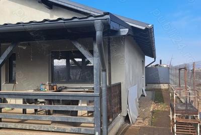 Casă în Central - 1