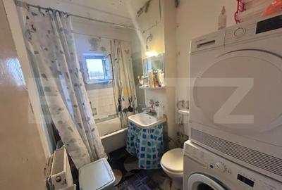 Apartament cu 2 camere semidecomandat, mobilat în Craiovița Nouă