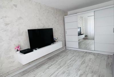 Apartament cu 2 camere decomandat în Exterior Vest - 2