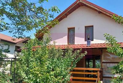 Casă cu 5 camere cu Teren 578 Mp în Joița - 1